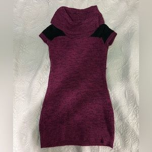 Magenta knitted dress; Size: M